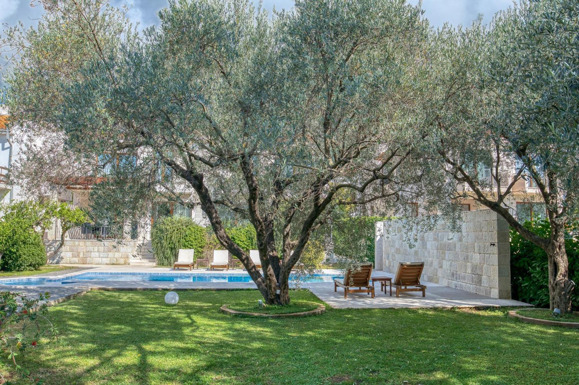 Villa Zen Port Petrovac Bagian luar foto