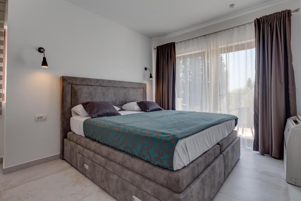 Villa Zen Port Petrovac Bagian luar foto